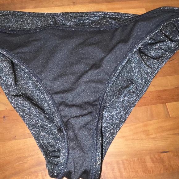 CALIFORNIA WAVES Juniors' Metallic Shine 3pc bikini set black/purple large - Picture 6 of 12